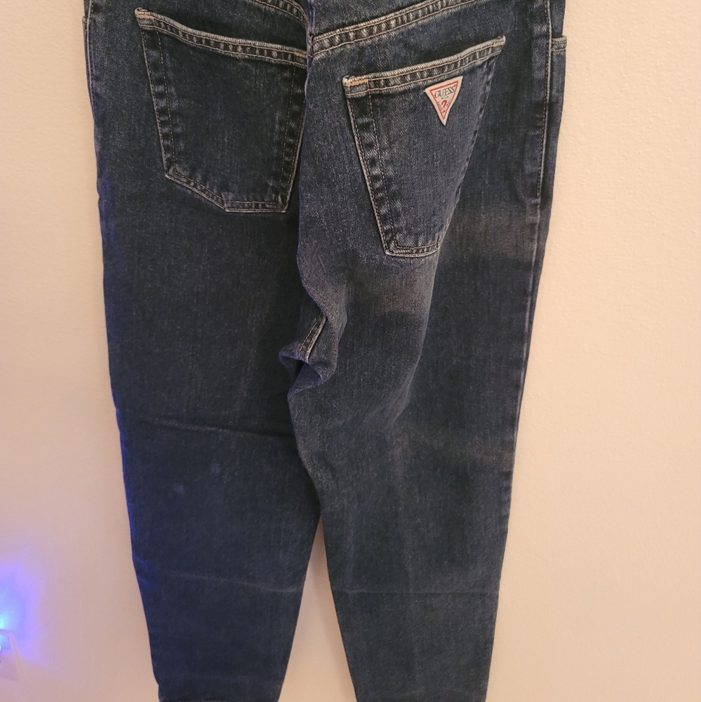 GUESS JEANS